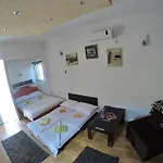 Jegdic Apartmán *